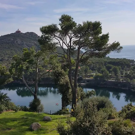 Cap Esterel Les Bastides : 3 Pieces Mer Au Calme O6 - Esterel Vacances 273la Saint-Raphael (Var)