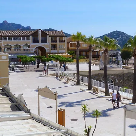 Cap Esterel Les Bastides : 3 Pieces Mer Au Calme O6 - Esterel Vacances 273la * Saint-Raphael (Var)